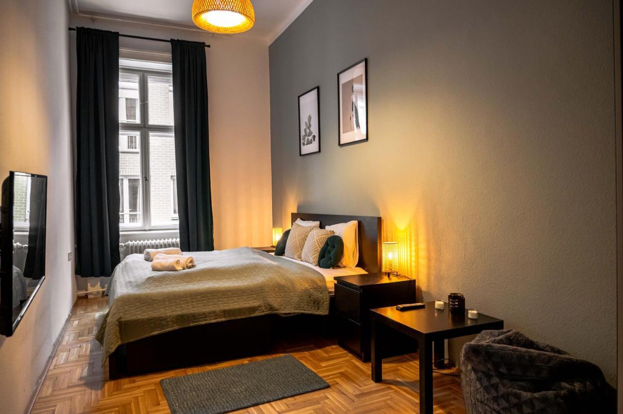 Dob Duplex Apartment بودابست المظهر الخارجي الصورة