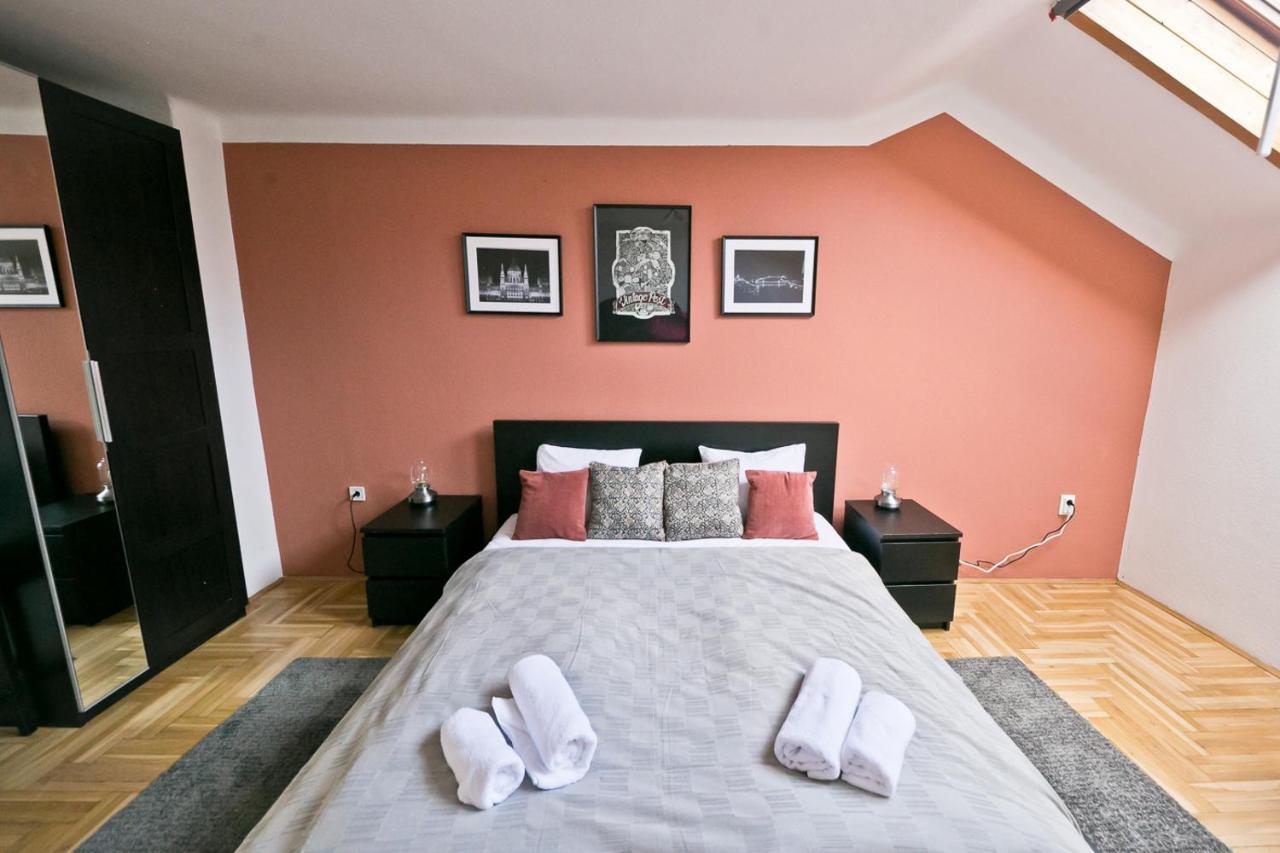 Dob Duplex Apartment بودابست المظهر الخارجي الصورة