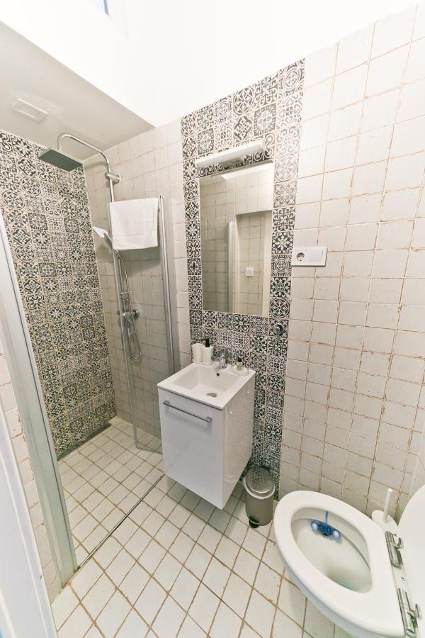 Dob Duplex Apartment بودابست المظهر الخارجي الصورة